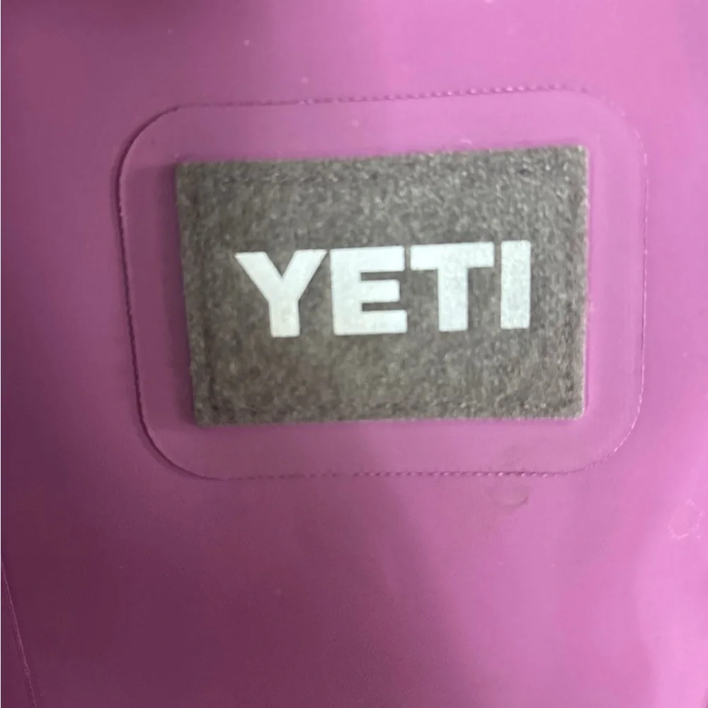YETI Purple Camino 20 tote Bag - Picture 5 of 6